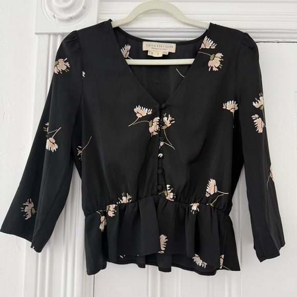 Saltwater LUXE Black Floral Peplum Blouse - Picture 2 of 8